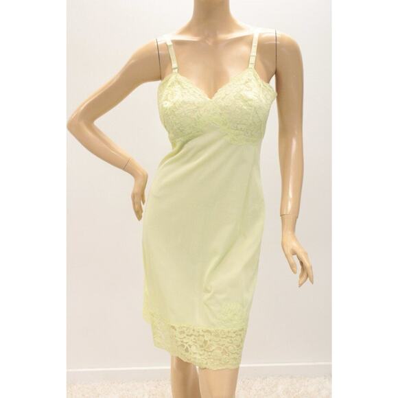 Gossard Artemis Other - Vintage Gossard Artemis Full Slip size 34 Pretty Lace Trim Chartreuse Green nylo
